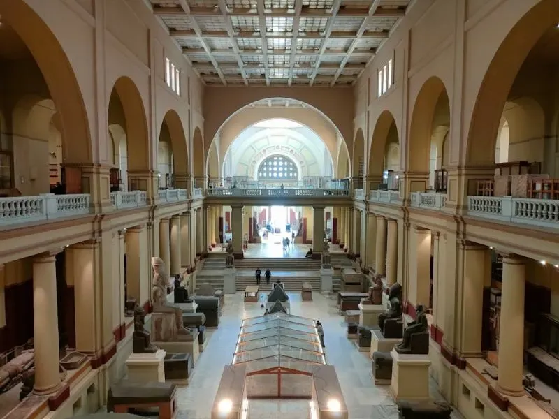 Dahab flight tour to Cairo featuring the Egyptian Museum