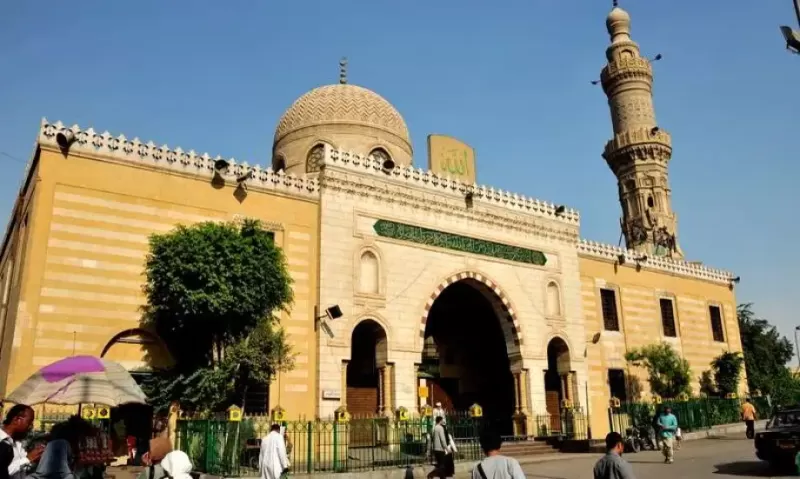 Discover the Mosque of Saida Nafisa while exploring sacred sites on a 5 Days Islamic Cairo Tour.