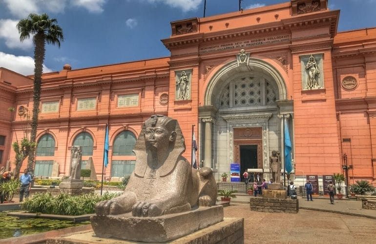Egyptian Museum visit included in the Cairo and Dubai in 3 Days