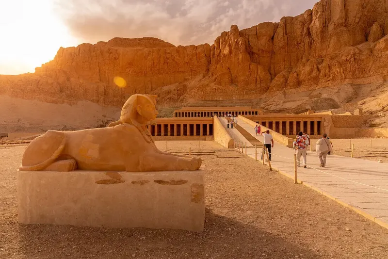 Best Cairo Luxor trip, explore Hatshepsut Temple