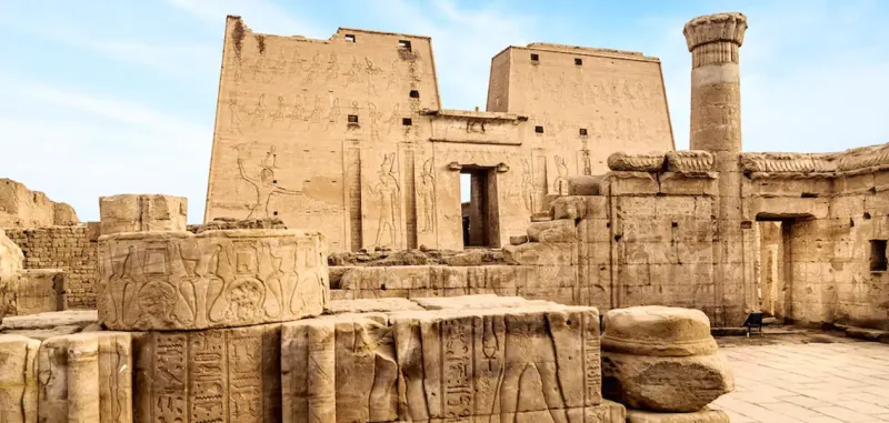 Spacious courtyard inside the Temple of Horus at Edfu