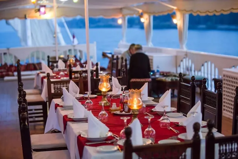 Amoura Dahabiya Cruise 