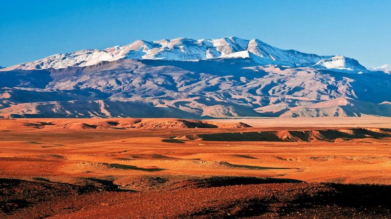 Uncover the wonders of the Middle Atlas Mountains on a private tour