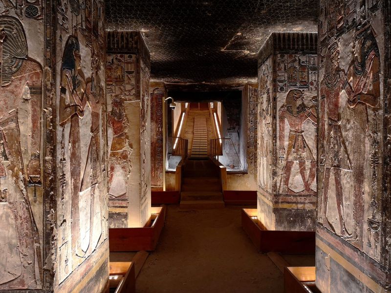 Exploring the Valley of the Kings with Steigenberger Royale Nile Cruise – royal tombs carved into the desert cliffs of Luxor