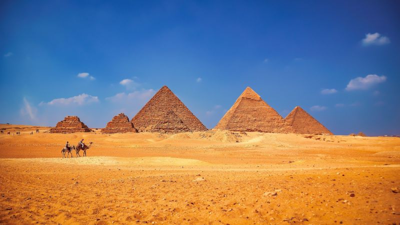 Dubai and Egypt Tour Package: Discover Dubai and Egypt With Nile Cruise