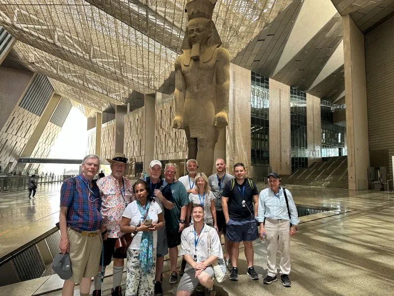Cairo private tour pyramids and museum with guide