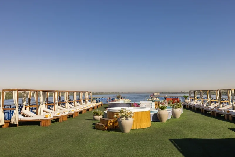 Sonesta Star Goddess panoramic views