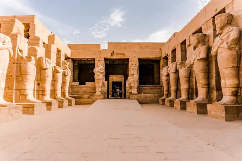 Explore the illuminated Luxor Temple with your family as part of a 9-day Egypt Family Holiday.