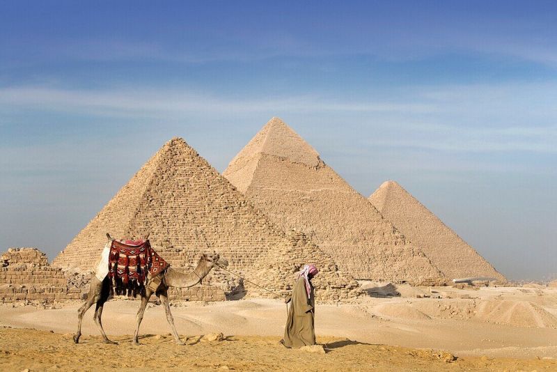 Explore the iconic Pyramids of Giza during a 5 Days Islamic Cairo Tour showcasing Egypt’s ancient wonders.