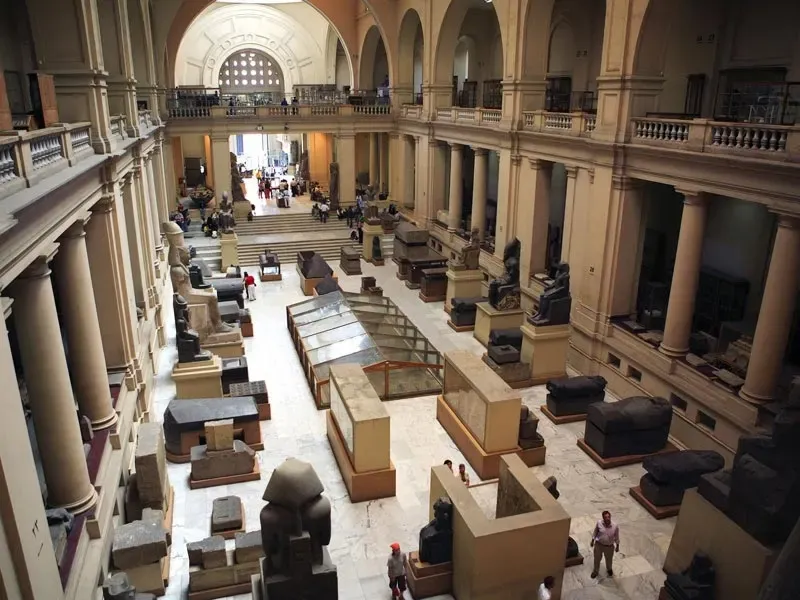 Cairo sightseeing tours, visit Egyptian Museum