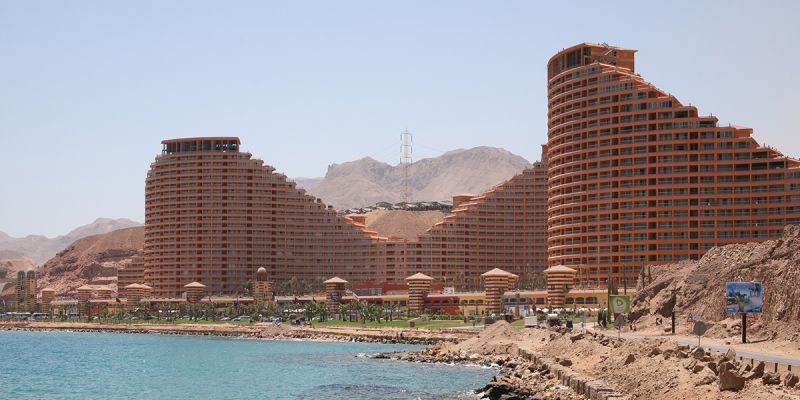 Red Sea beach day tour from Cairo