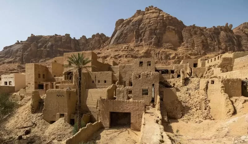 Al Ula rock formations in Saudi tour from Saudi Arabia to Oman