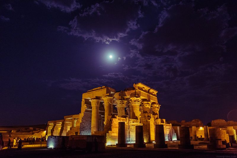 Discovering Kom Ombo Temple with MS Movenpick Royal Lily Nile cruise – twin sanctuaries dedicated to Sobek and Horus by the Nile