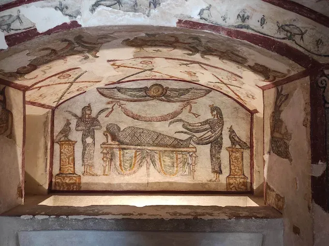 Explore Catacombs of Kom El Shoqafa on Alexandria day tour