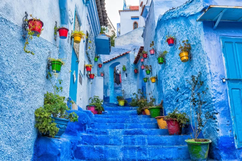 Tours in Morocco offer a stunning visit to the blue city Chefchaouen