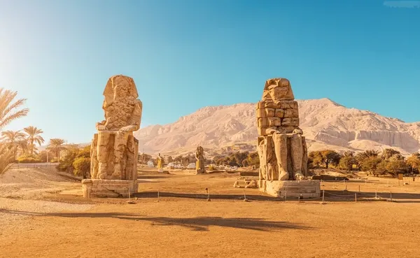 Colossi of Memnon statues in Luxor, part of 6-Day Cairo and Luxor Tour Egypt travel package