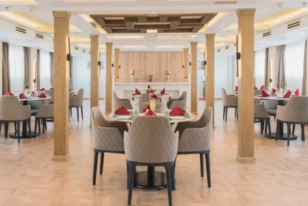 Luxury Dahabiya Nile Cruises