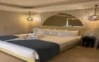 Nawara Luxury Dahabiya Cruise cabin bedroom 
